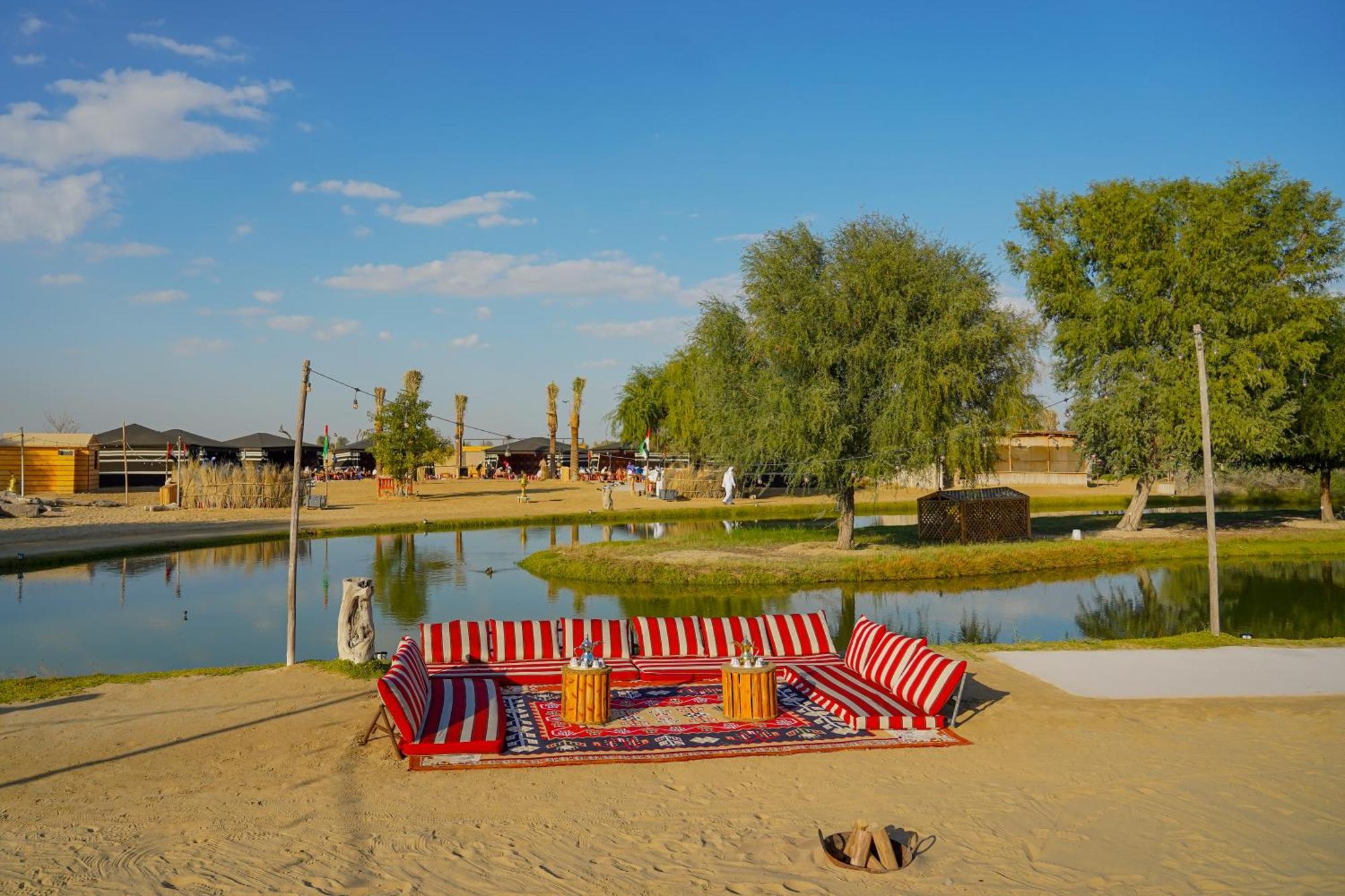 Al Marmoom Oasis Luxury Experiential Desert Resort Dubai Esterno foto